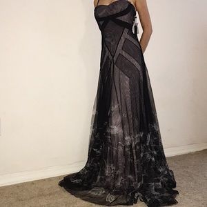 BCBGMAXAZRIA strapless long dress 👗